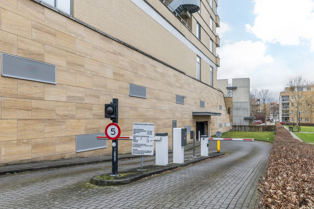 Photo 31 of Pr Willem Alexanderpln 35