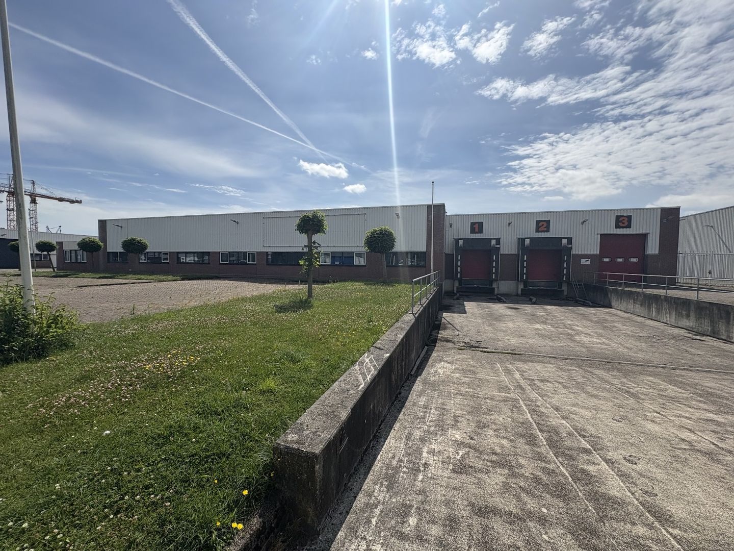 Bekijk foto 5 van Electronplein 1