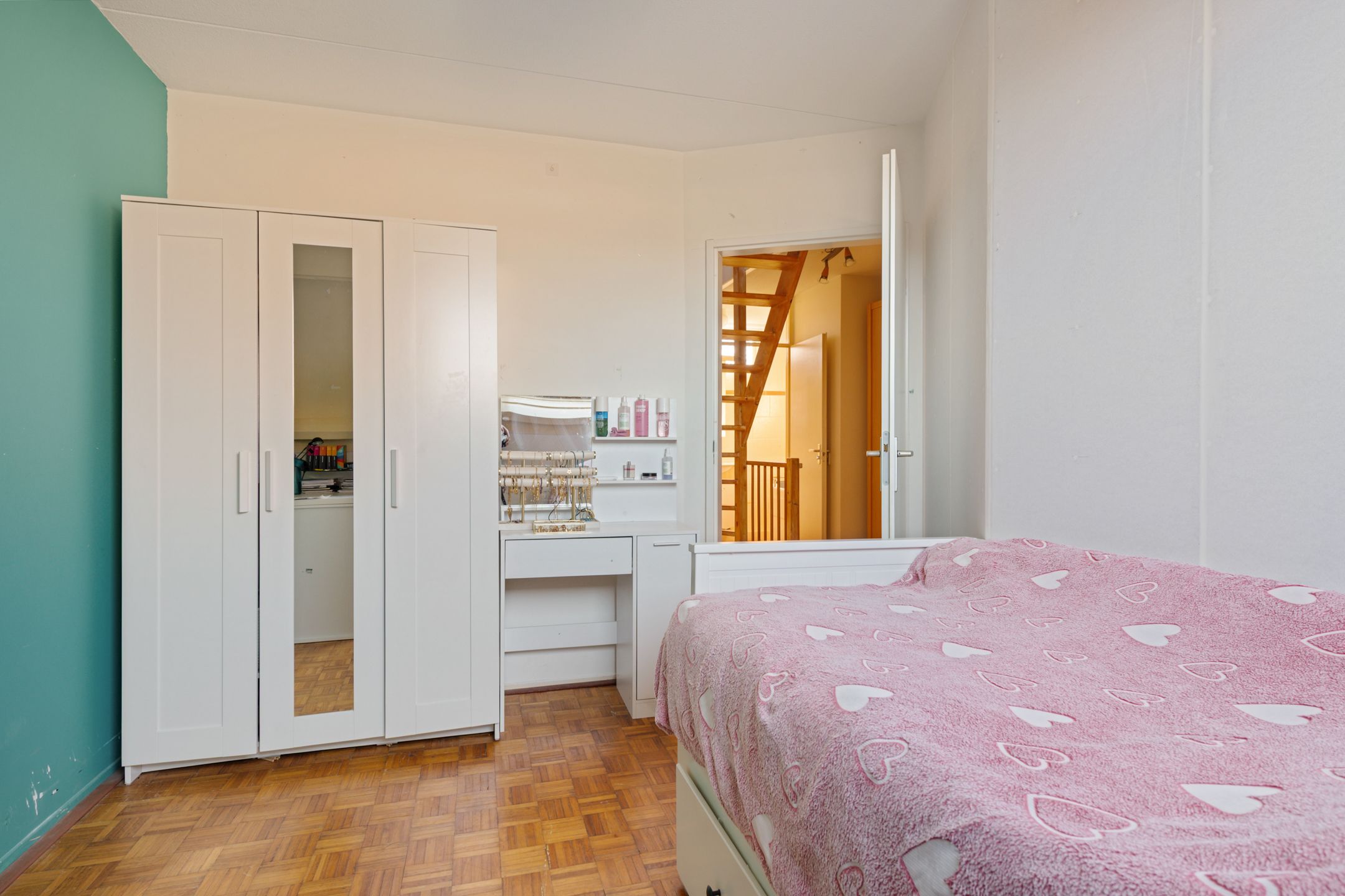 Foto 12 van Karos 10