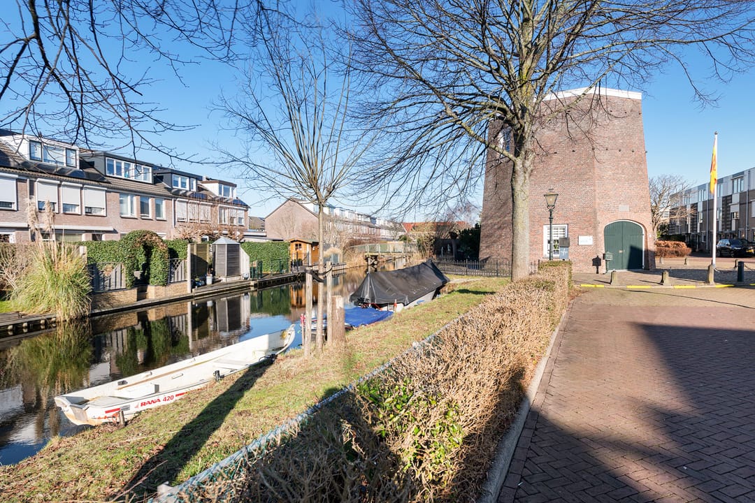 Foto 26 van Karos 10