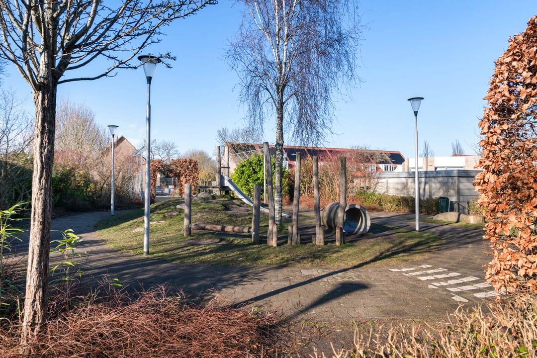 Foto 28 van Karos 10