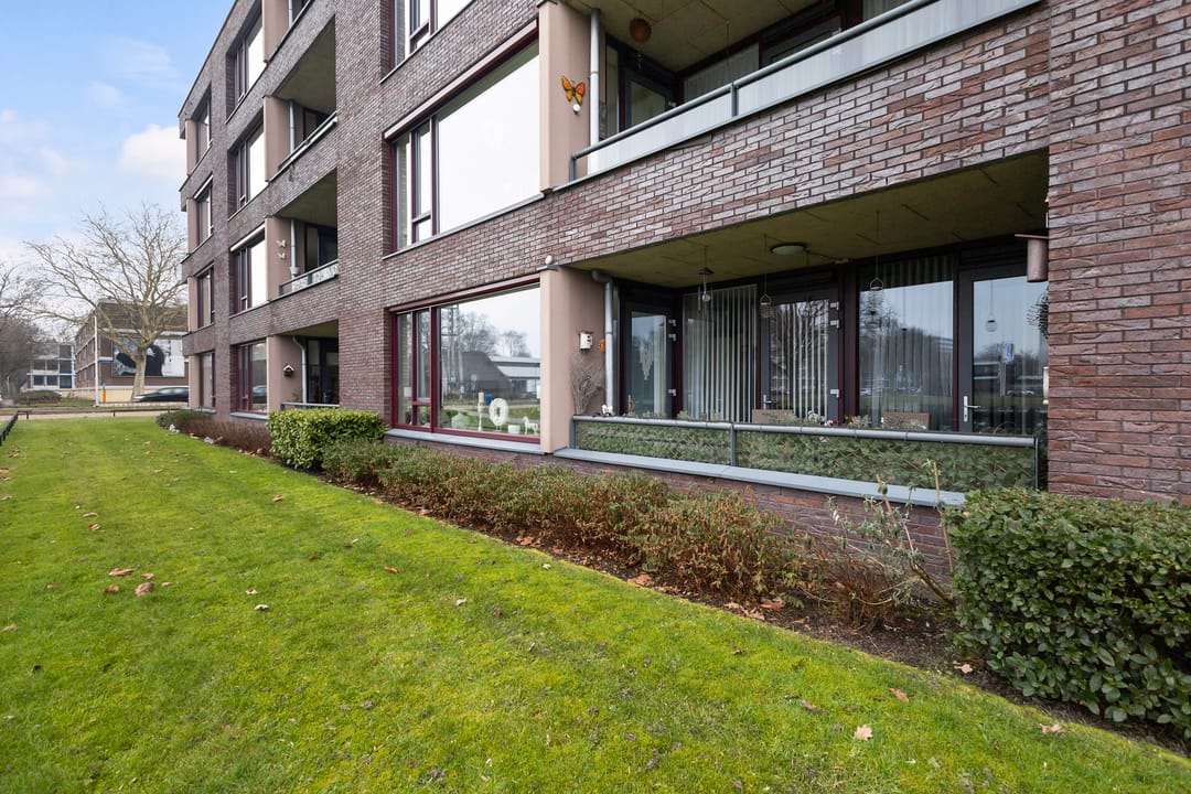 Photo 46 of Archipelweg 123-B