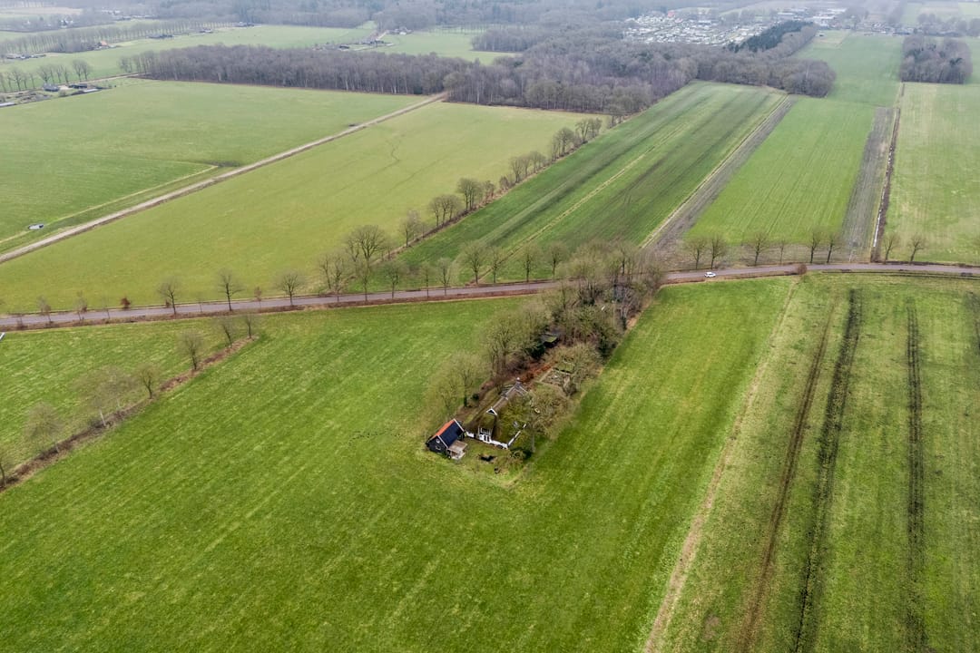 Photo 2 of Dwarsweg 4