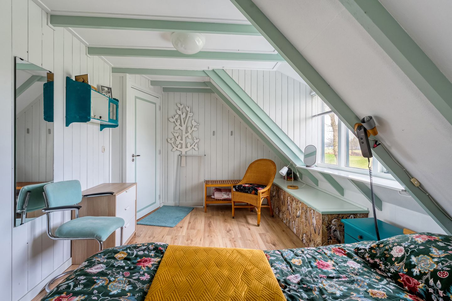 Photo 40 of Dwarsweg 4