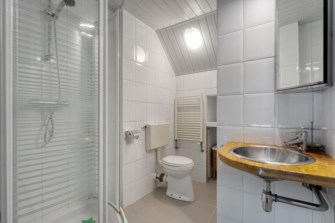 Photo 43 of Dwarsweg 4