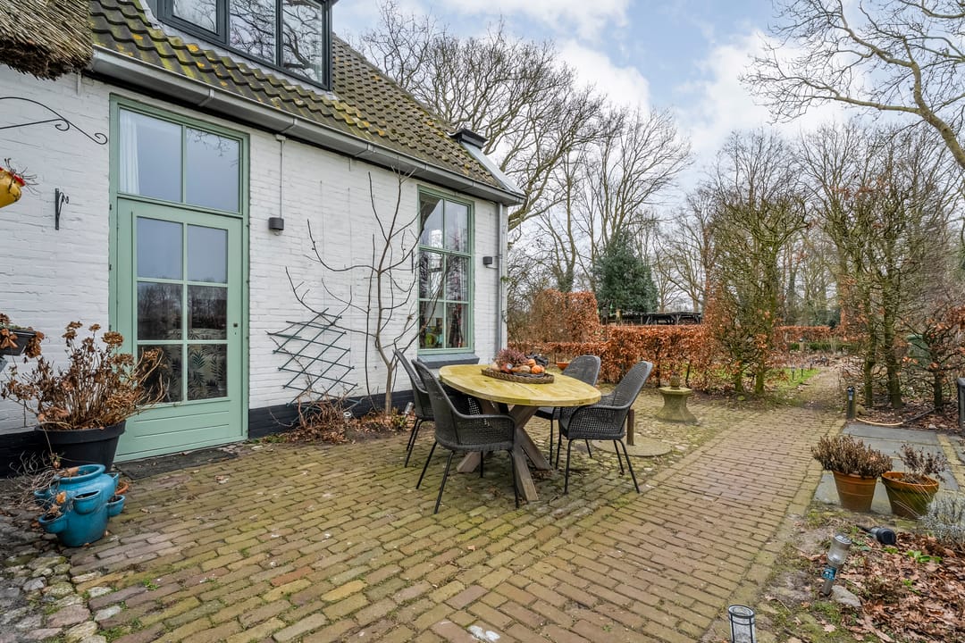 Photo 47 of Dwarsweg 4