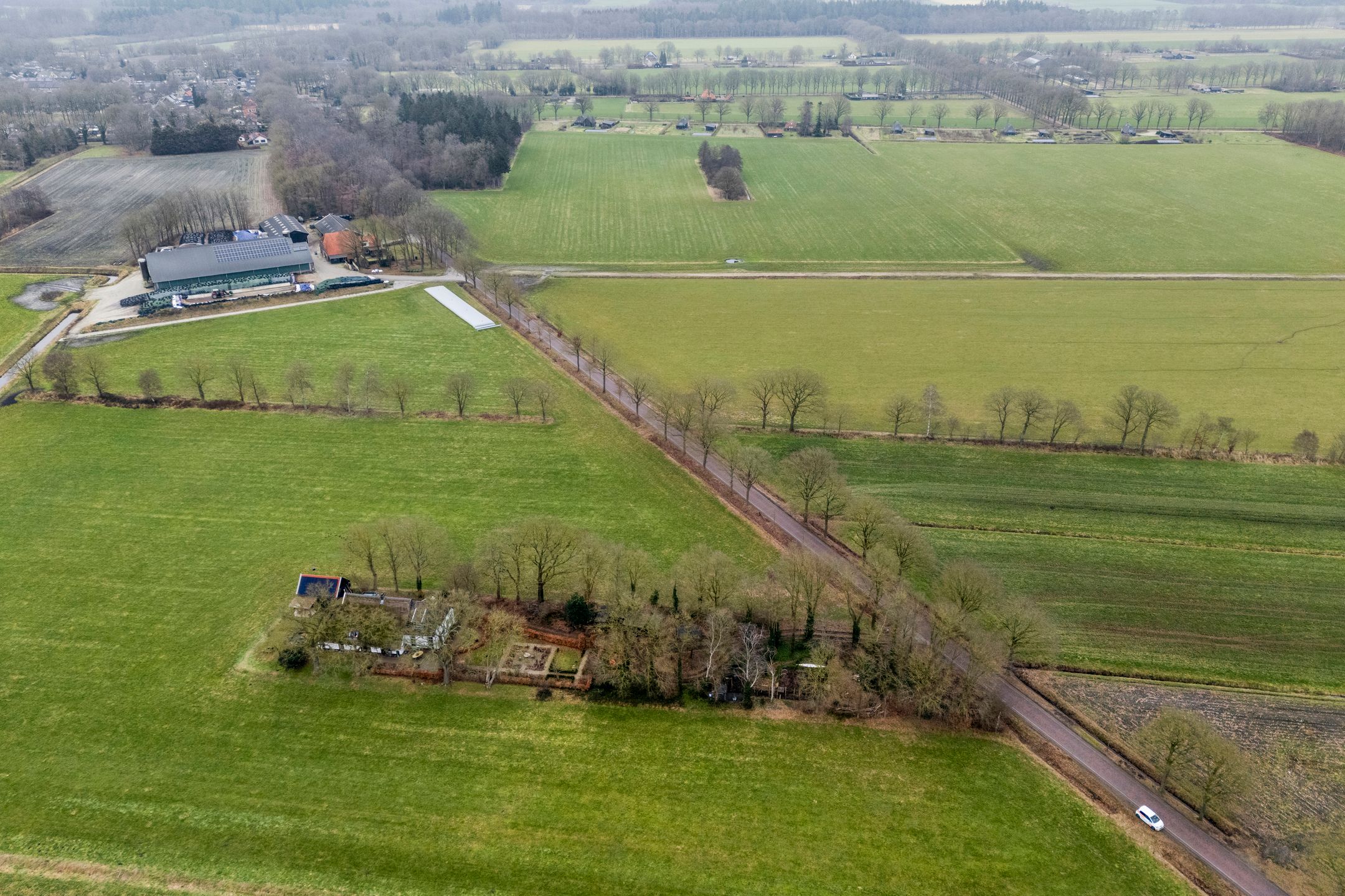 Photo 66 of Dwarsweg 4