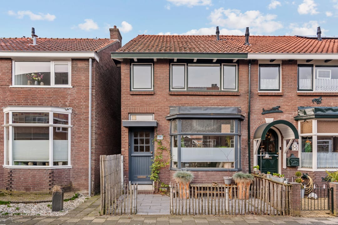 Photo 1 of Obrechtstraat 45