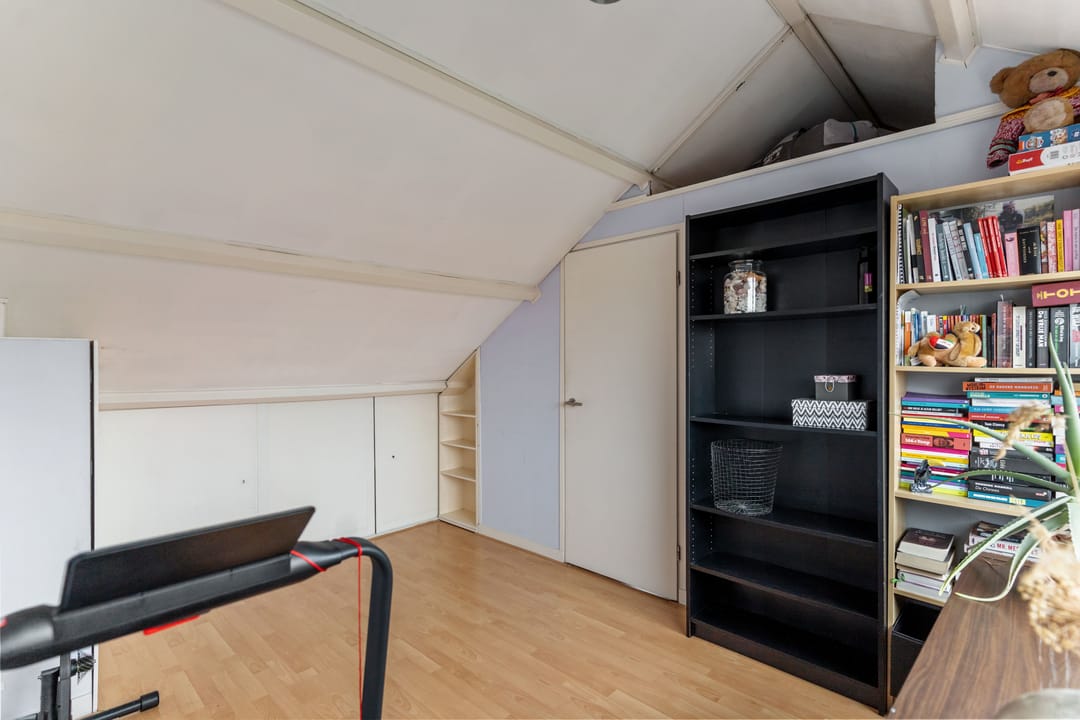 Photo 32 of Obrechtstraat 45