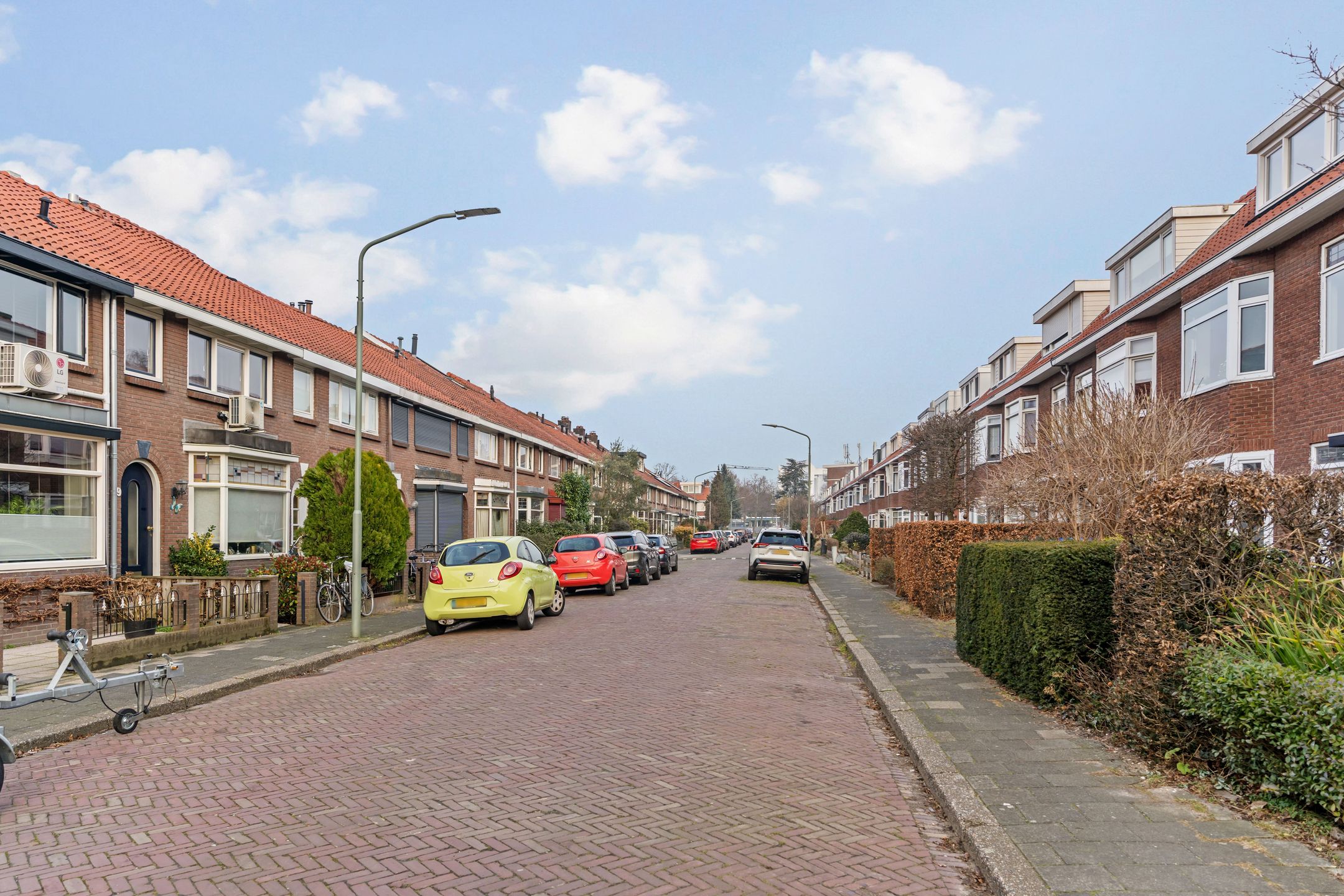 Photo 33 of Obrechtstraat 45