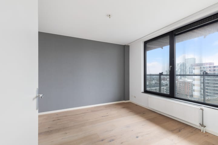 Photo 4 of Karel Doormanstraat 384-S