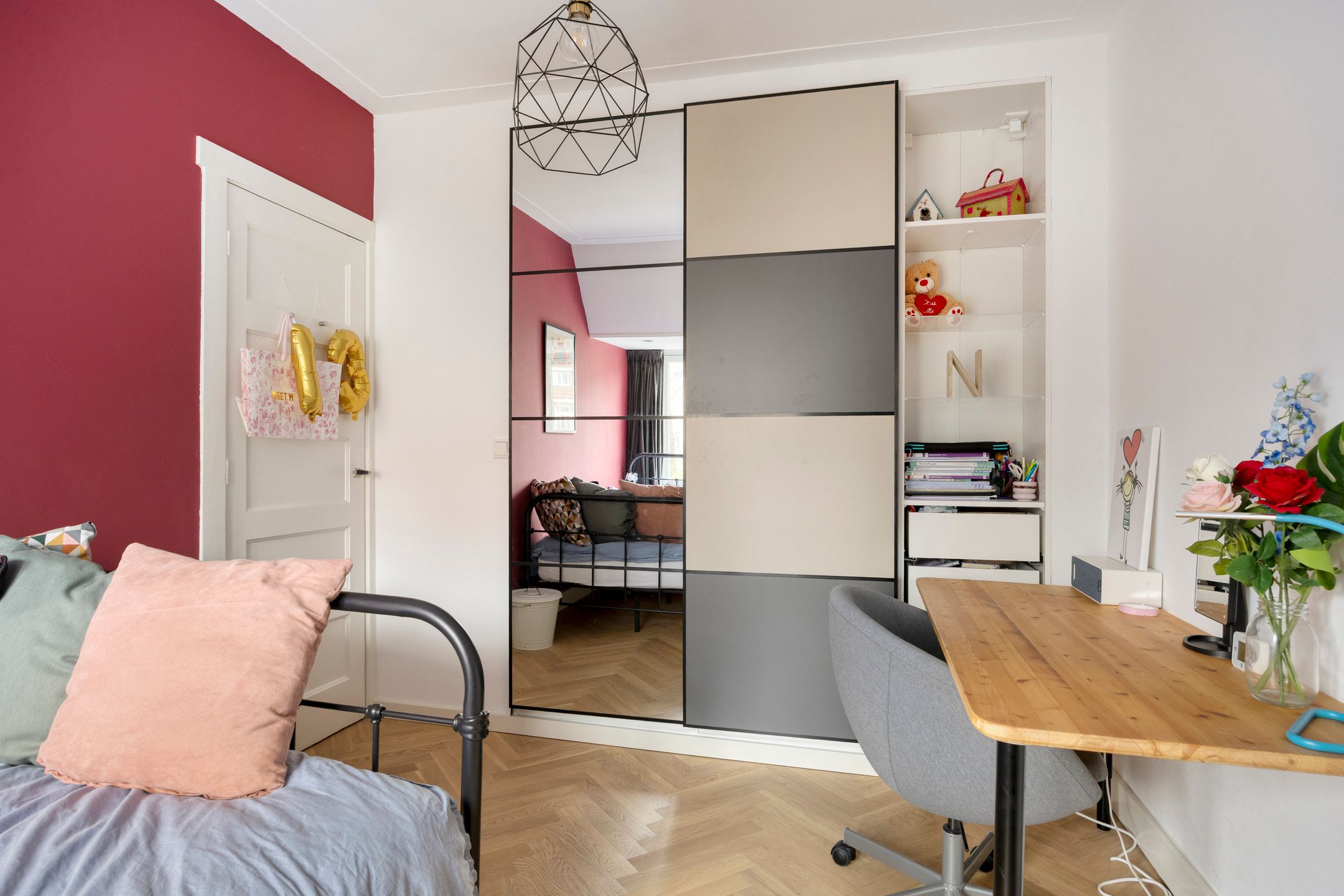 Photo 36 of Vendelstraat 14