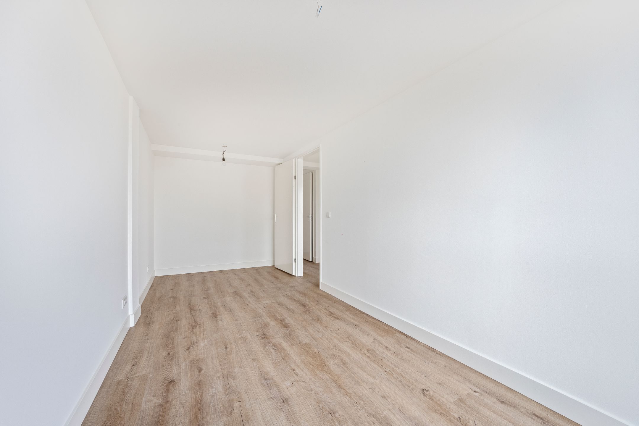 Photo 6 of Dorpsstraat 36-A