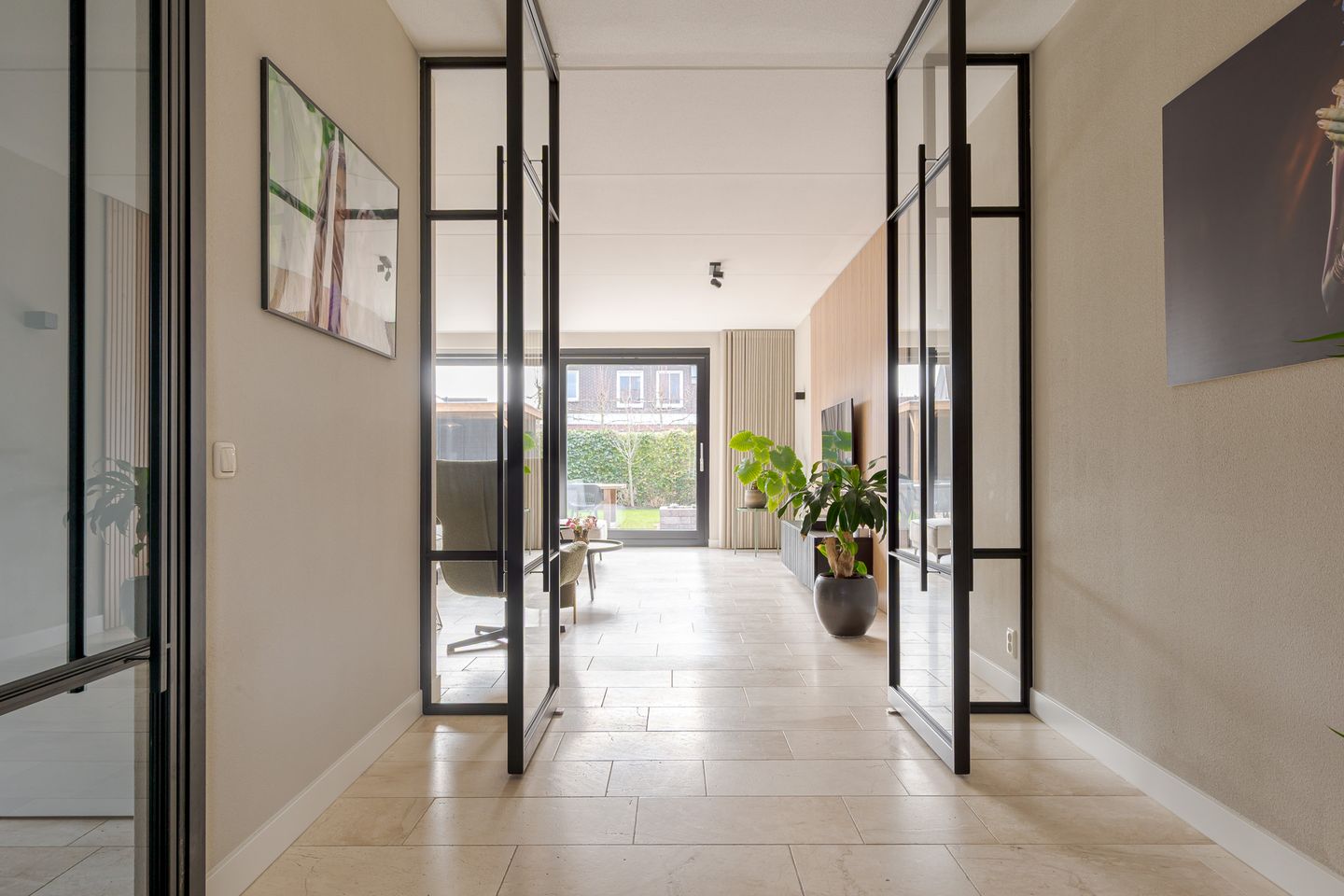 Foto 5 van Pastinaak 1