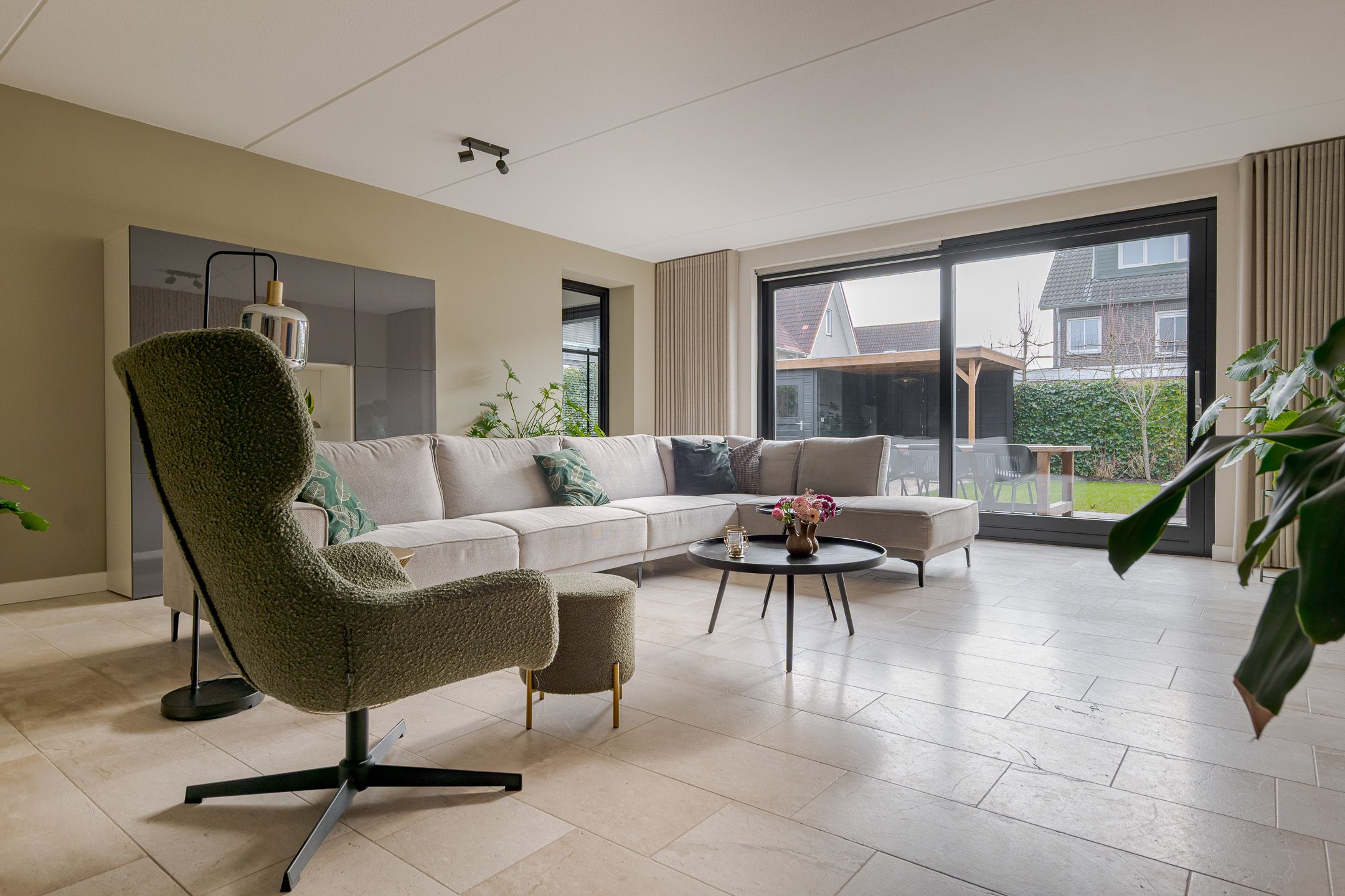 Foto 9 van Pastinaak 1