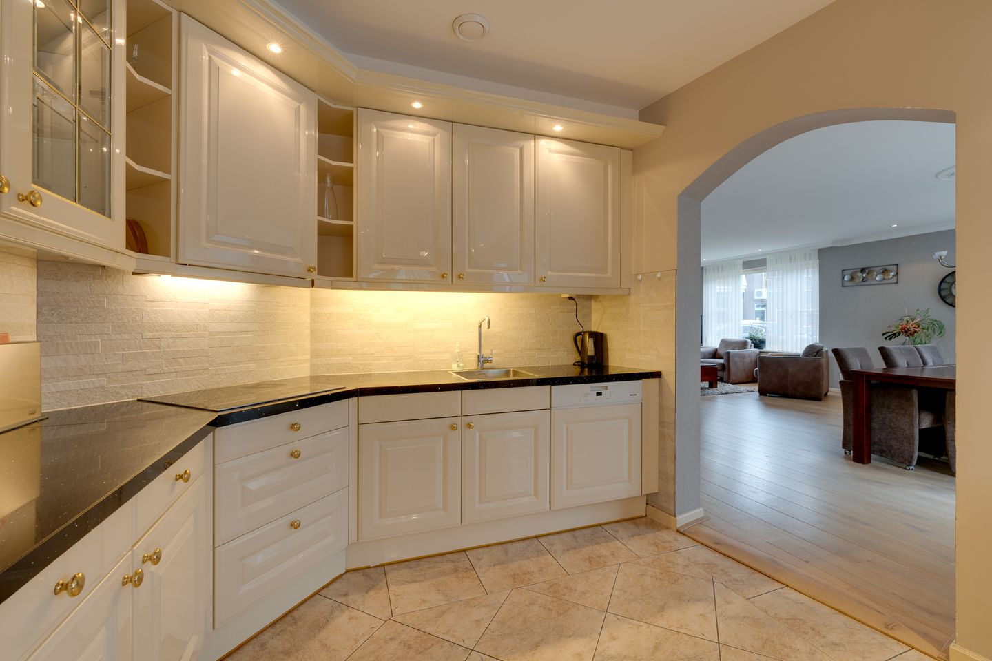 Foto 20 van Havenstraat 4