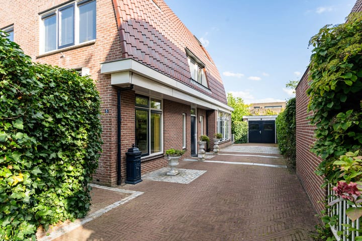Nieuwenhoornstraat 5