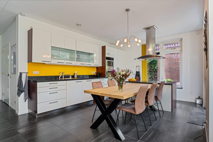 Foto 21 van Nieuwenhoornstraat 5