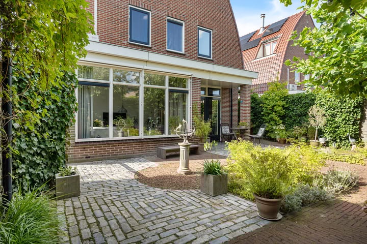 Foto 40 van Nieuwenhoornstraat 5