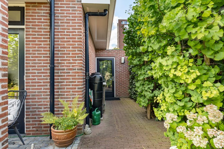 Foto 44 van Nieuwenhoornstraat 5