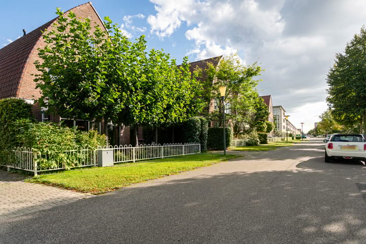 Foto 78 van Nieuwenhoornstraat 5