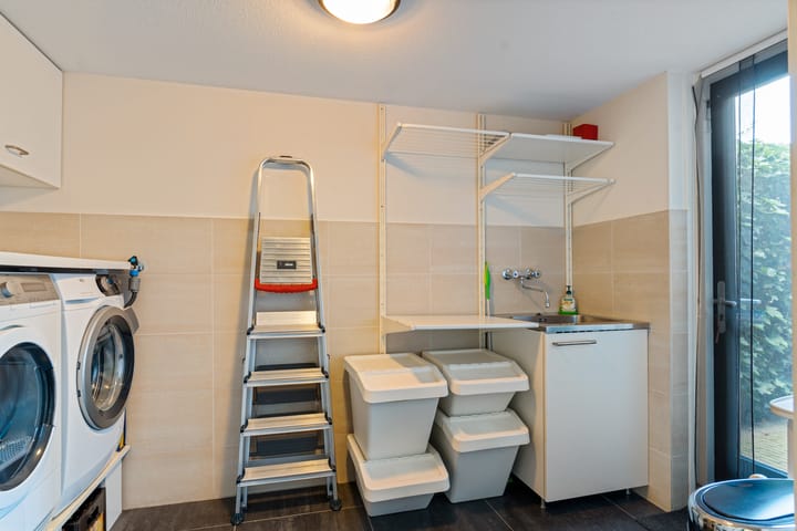 Foto 45 van Nieuwenhoornstraat 5