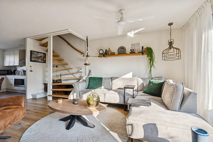 Photo 16 of Jacques Tatilaan 143