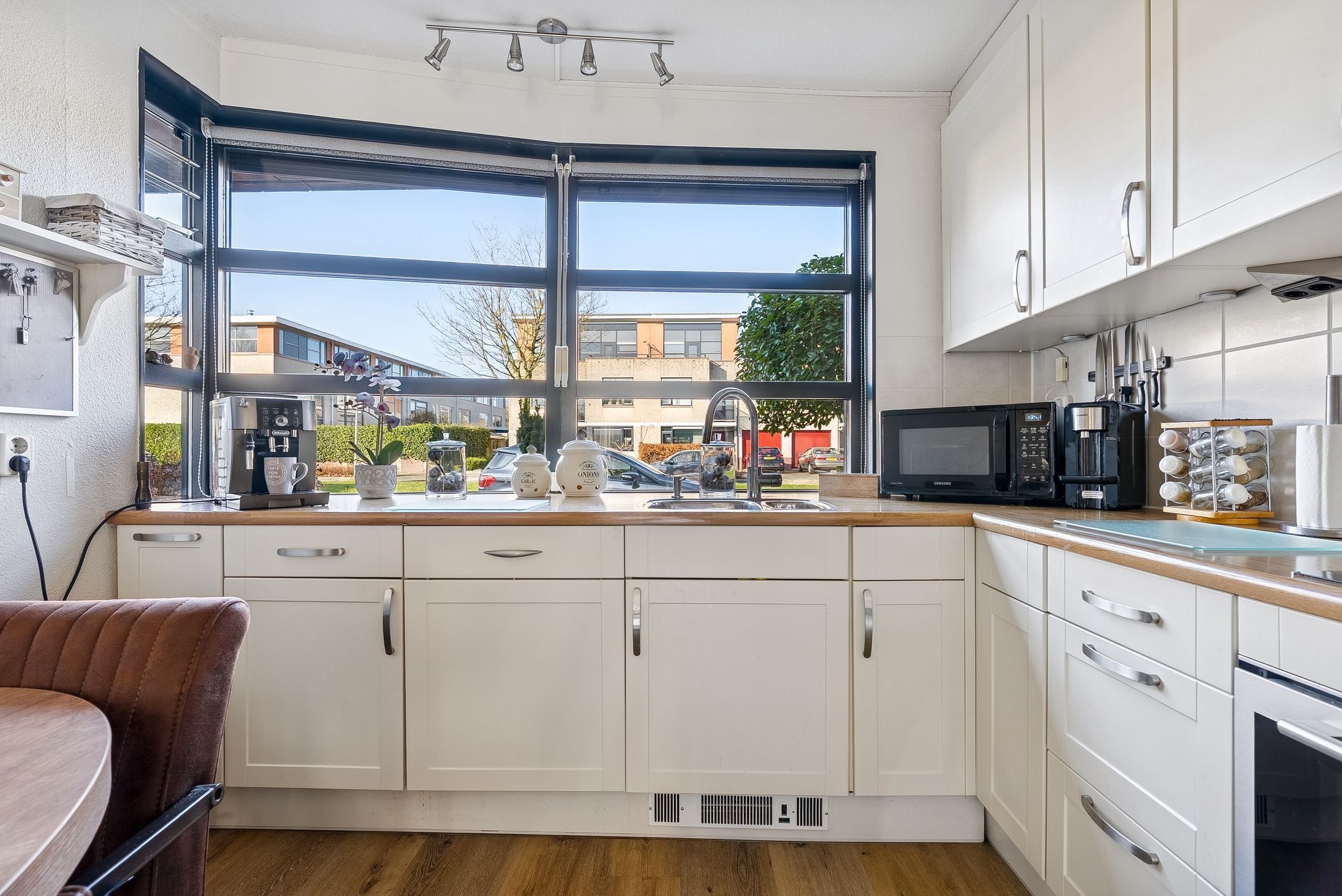 Photo 24 of Jacques Tatilaan 143