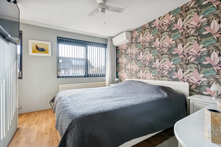 Photo 27 of Jacques Tatilaan 143