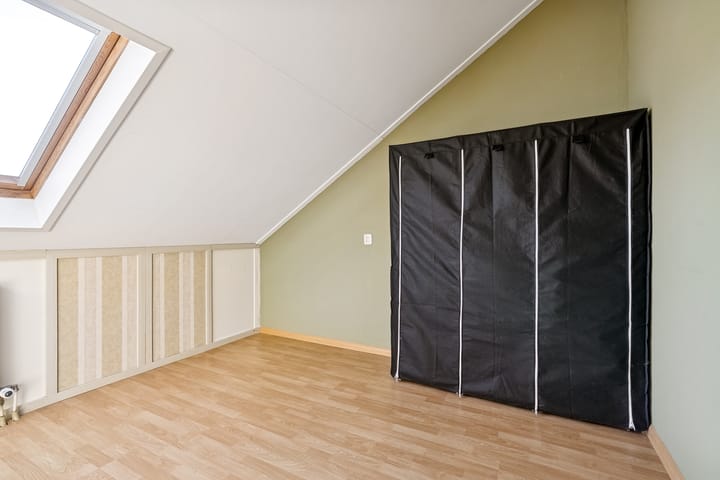 Photo 39 of Jacques Tatilaan 143