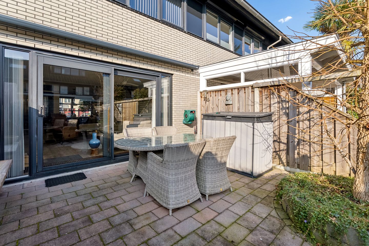 Photo 49 of Jacques Tatilaan 143