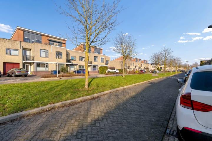 Photo 54 of Jacques Tatilaan 143