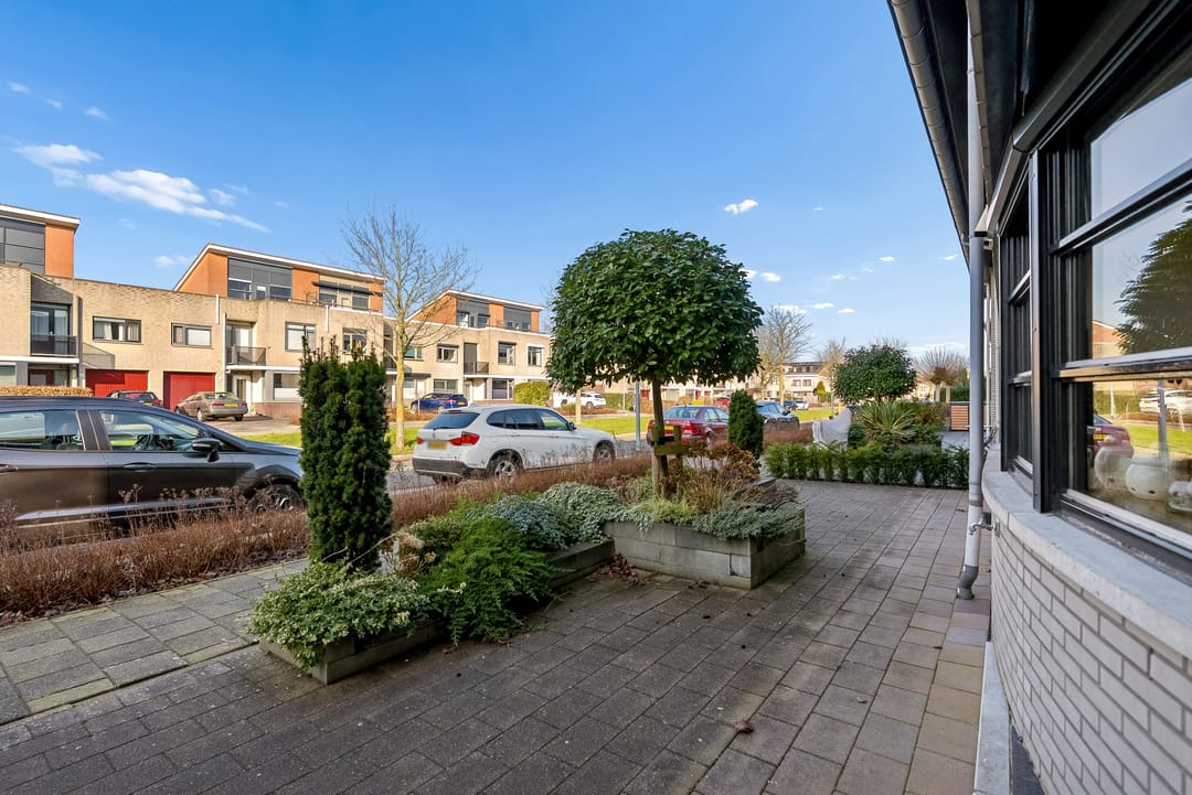 Photo 52 of Jacques Tatilaan 143