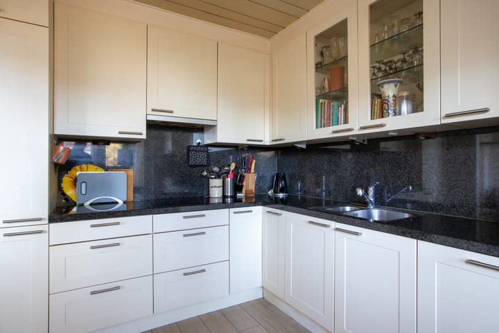 Foto 10 van Veerlaan 14