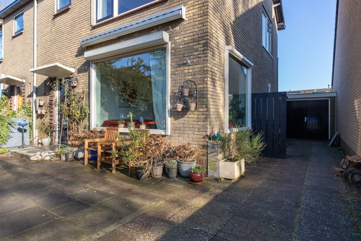 Foto 32 van Veerlaan 14