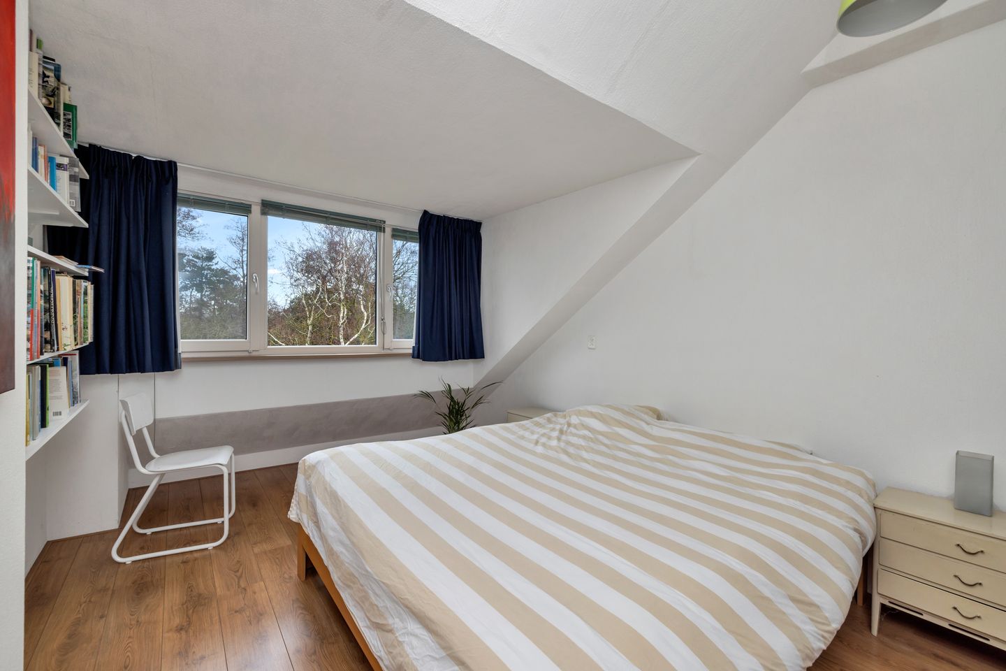 Photo 5 of Maarten Breetstraat 45