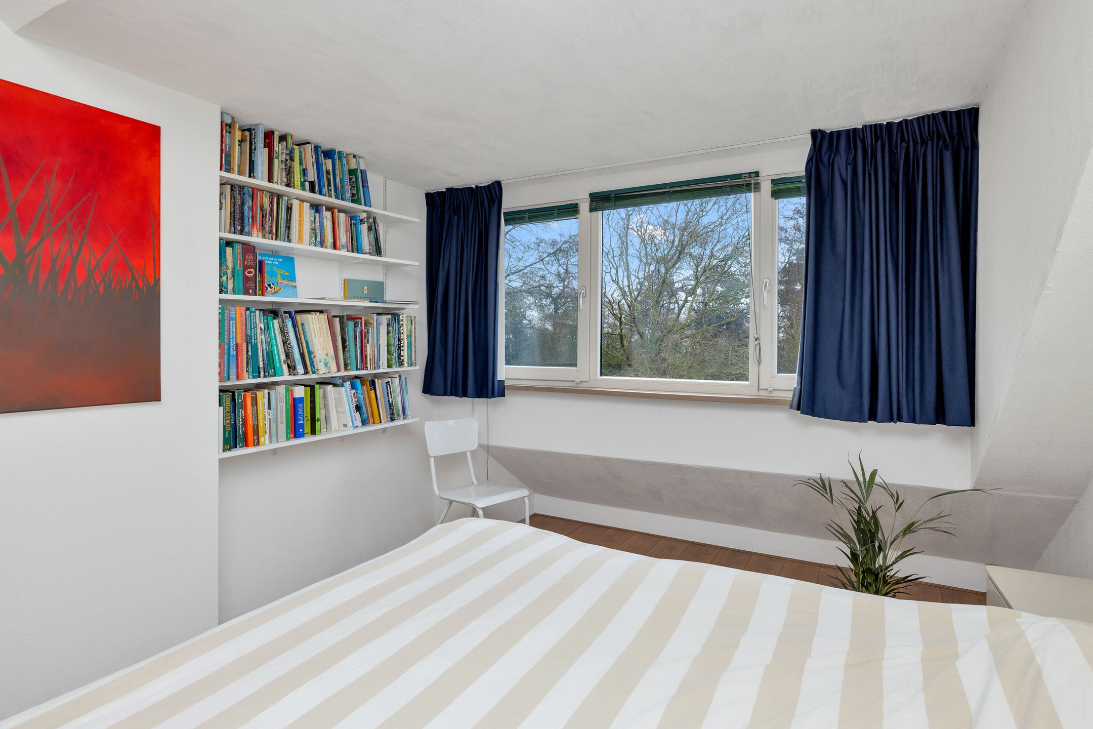 Photo 27 of Maarten Breetstraat 45