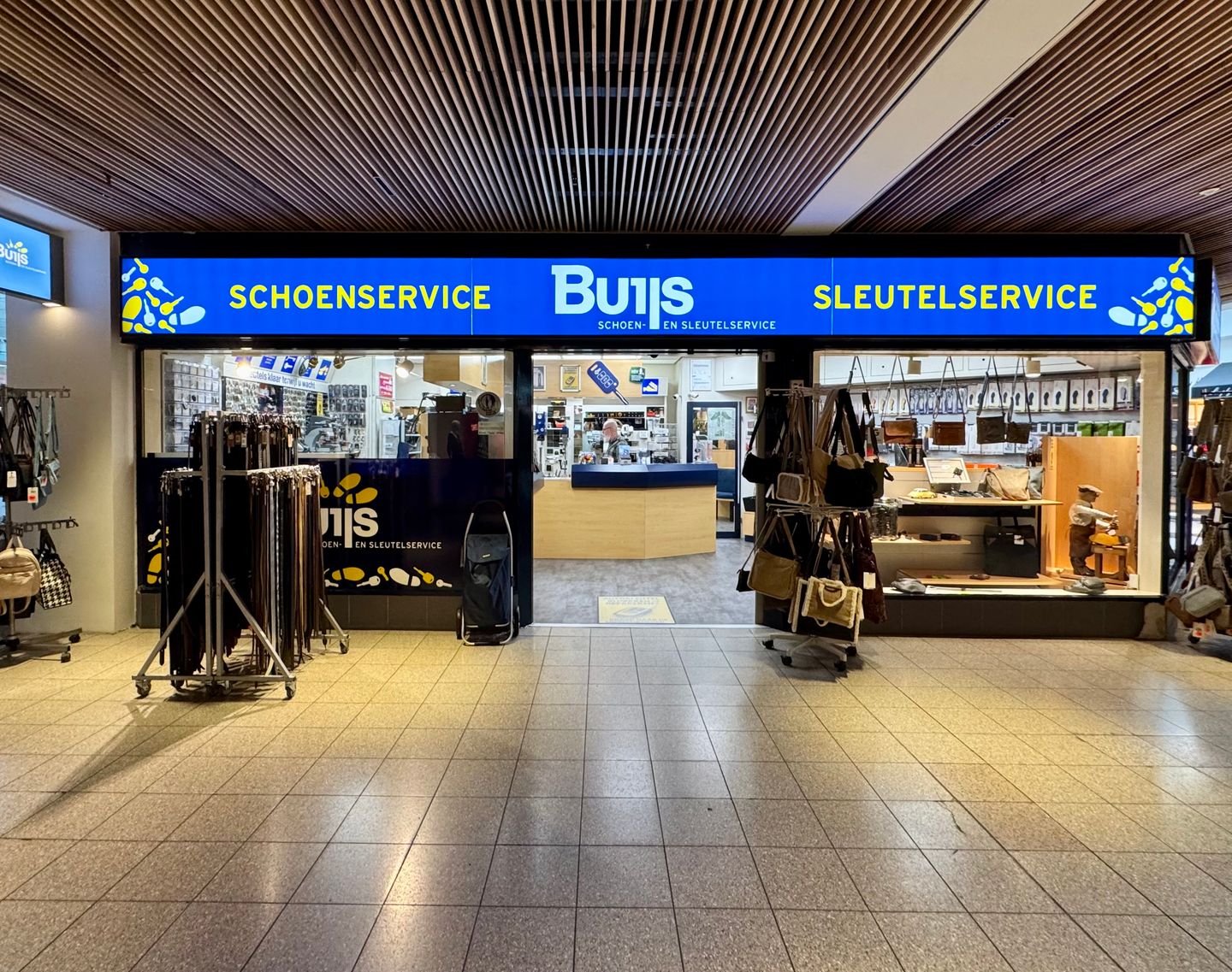 Bekijk foto 1 van Hof van Holland 21