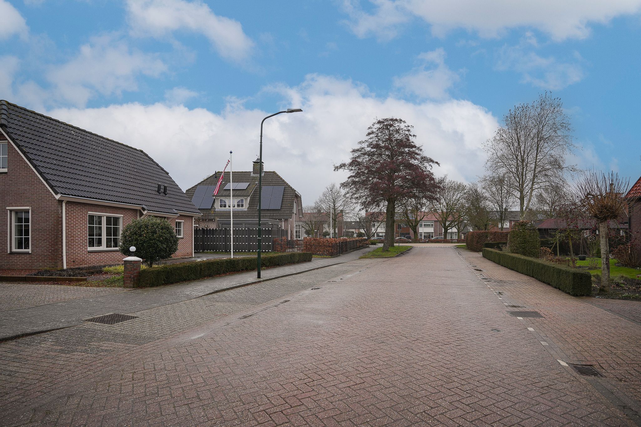 Photo 33 of Van Buurenstraat 8