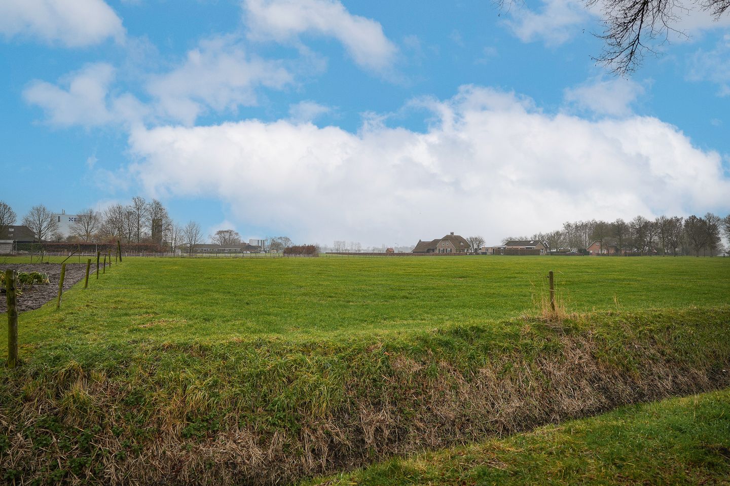 Photo 35 of Van Buurenstraat 8