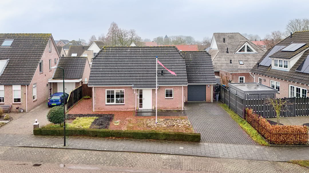 Photo 37 of Van Buurenstraat 8