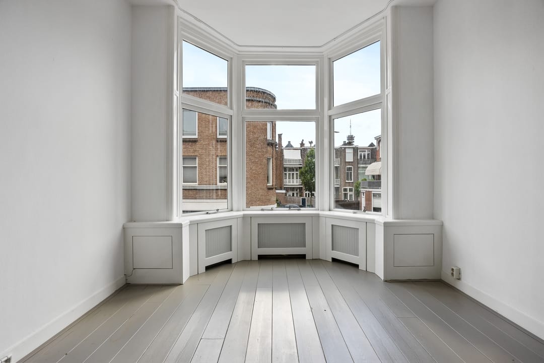 Photo 11 of Johannes Camphuijsstraat 284