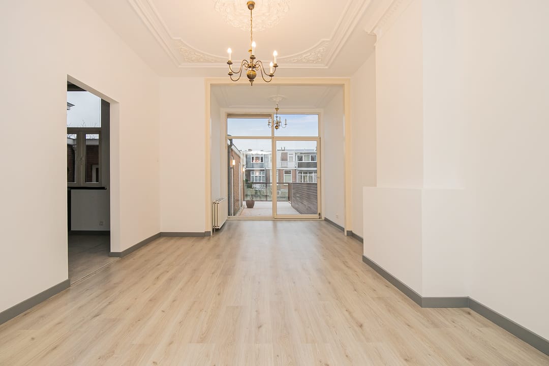 Foto 8 van Weimarstraat 105