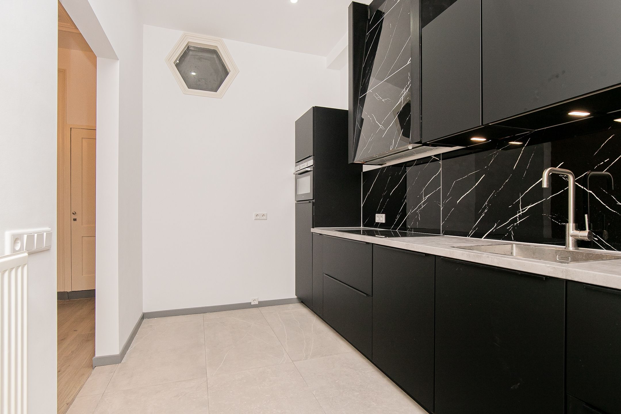 Foto 9 van Weimarstraat 105