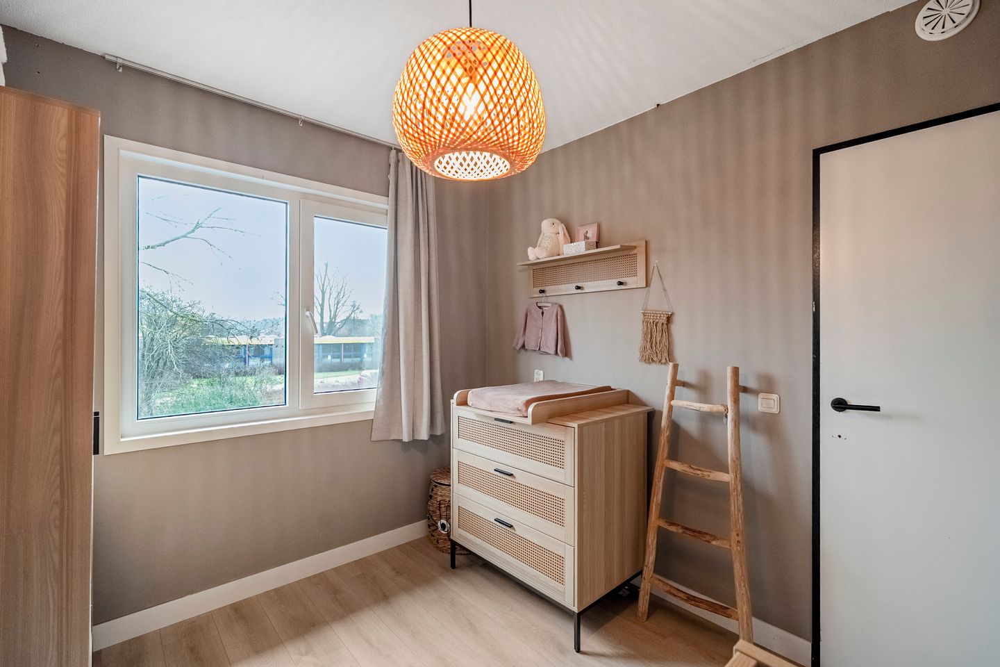 Foto 25 van Houweelstraat 16