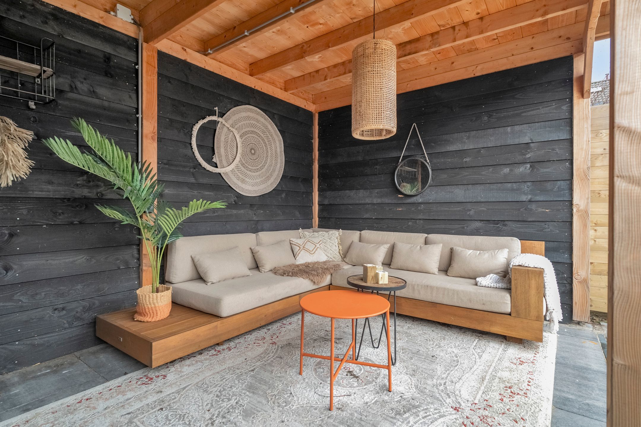 Foto 42 van Houweelstraat 16