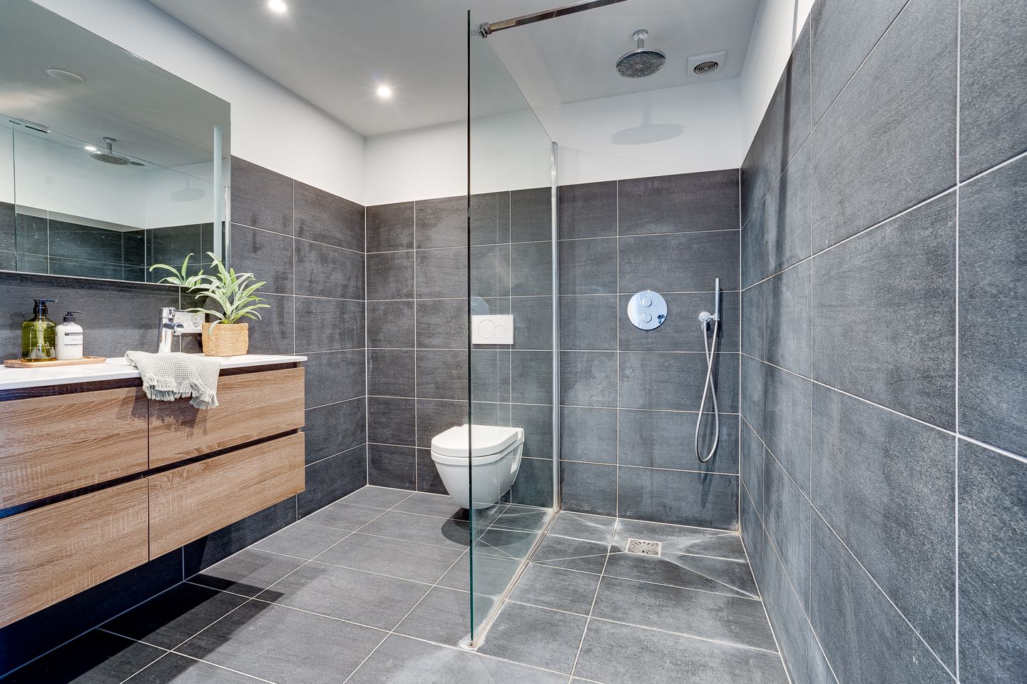 Foto 20 van Huizermaatweg 310