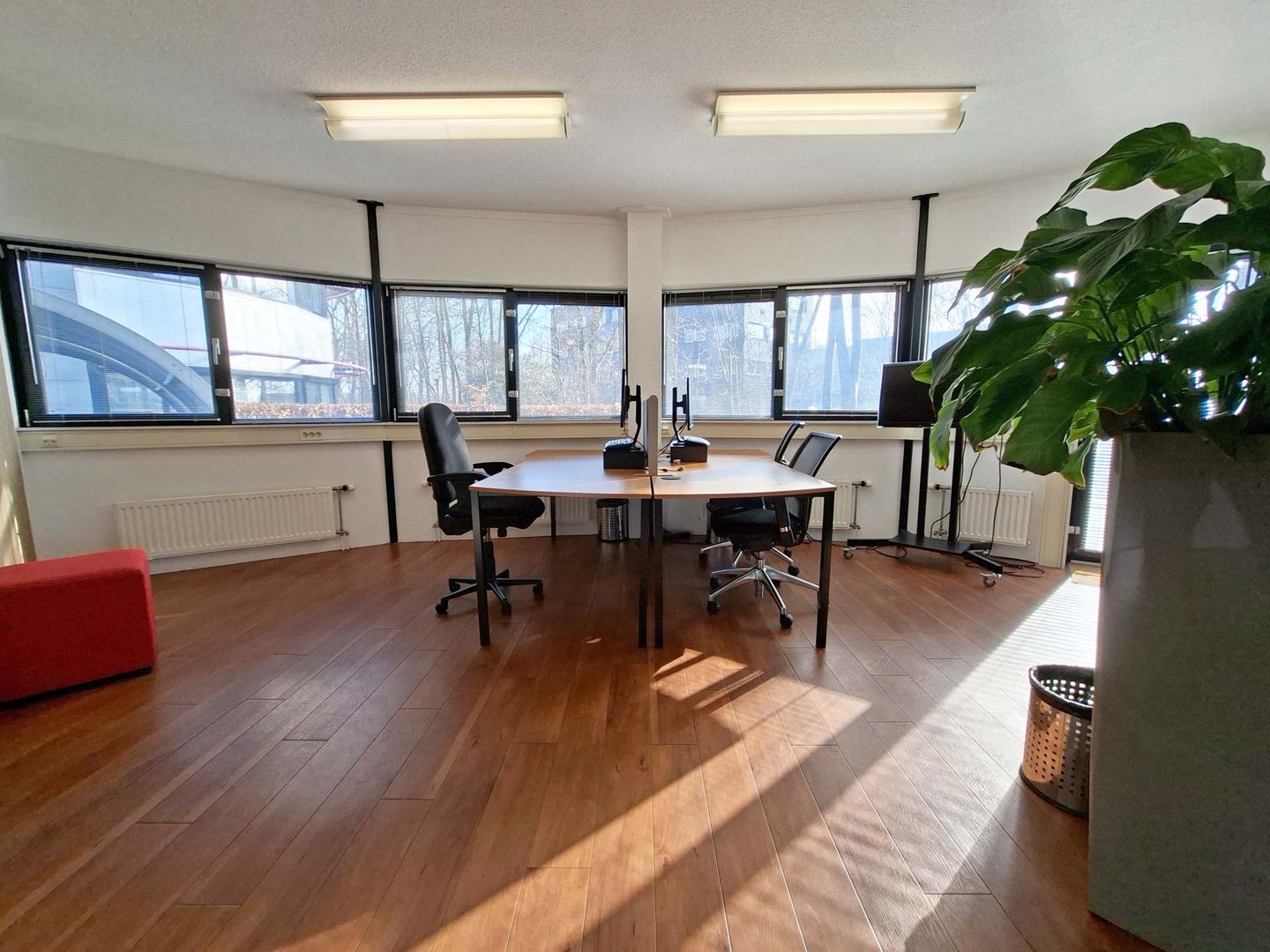 Bekijk foto 3 van Randstad 22 145