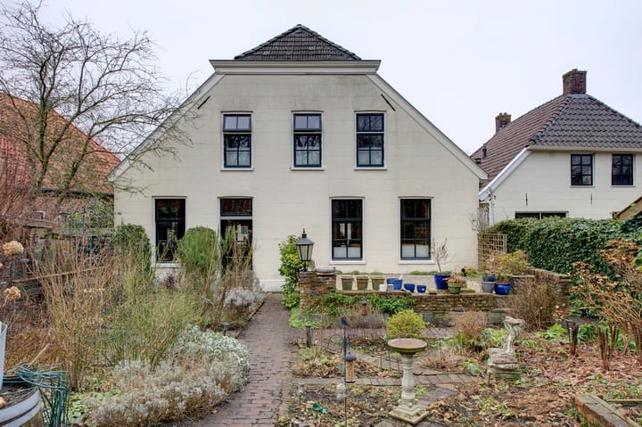 Foto 4 van Voorstraat 15