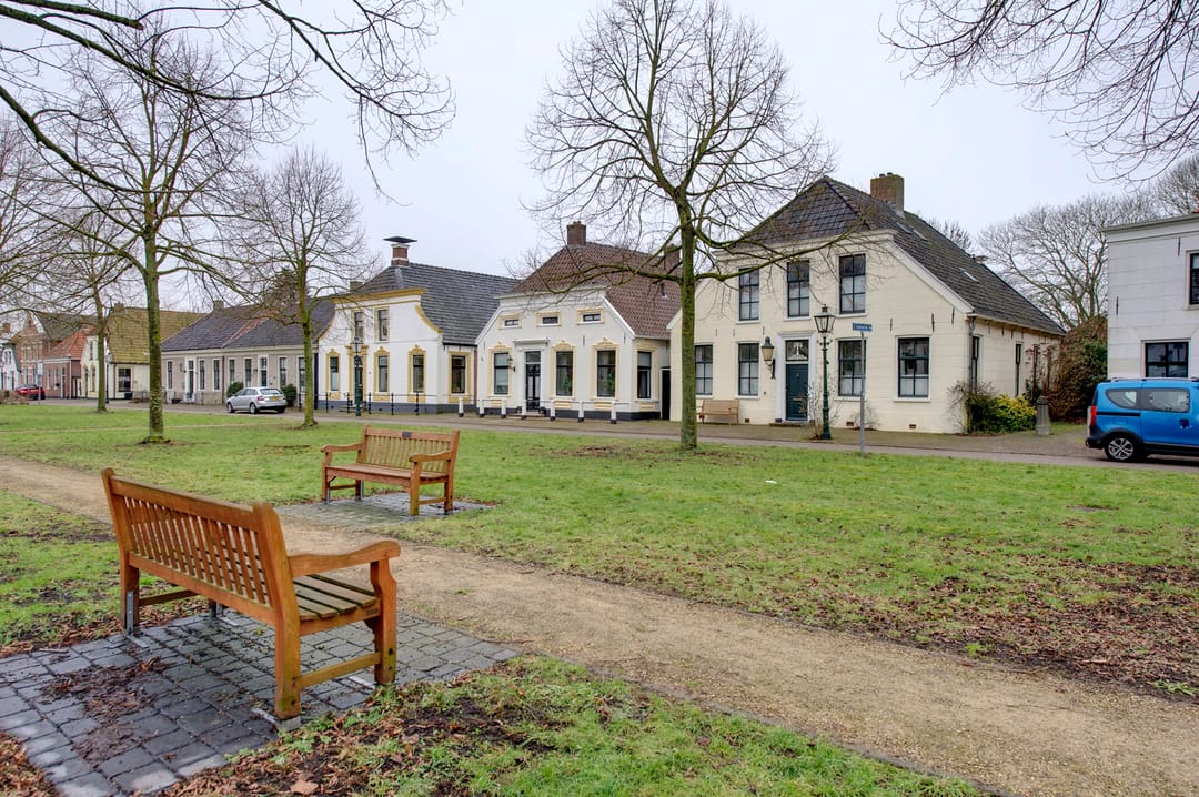 Foto 38 van Voorstraat 15